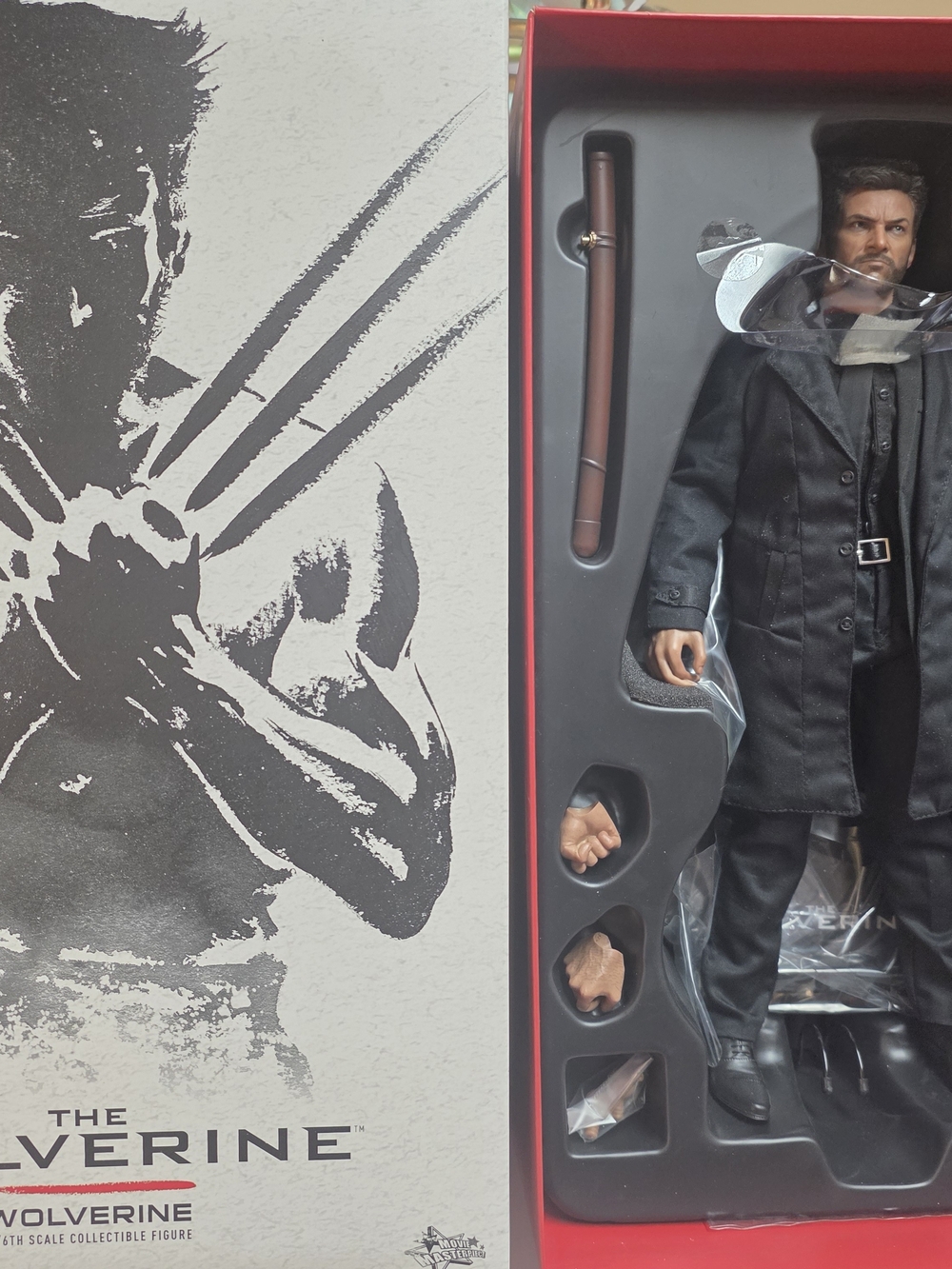 The Wolverine Collectible Figure - Black Outfit